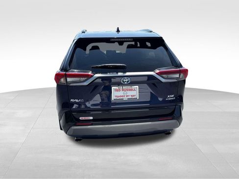 Used 2021 Toyota RAV4 XSE AWD/4WD image 4