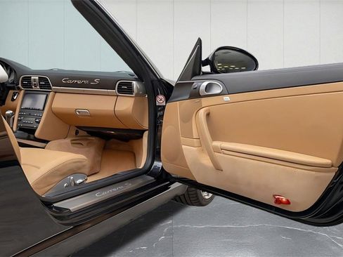 Used 2009 Porsche 911 Carrera S image 24