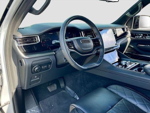 Certified 2023 Jeep Grand Wagoneer Series III w/ Quick Order Packagew 28T AWD/4WD image 9