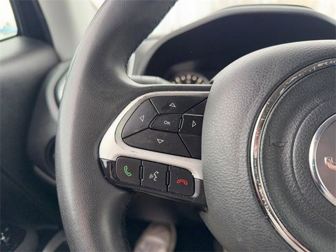 Used 2020 Jeep Renegade Latitude image 13