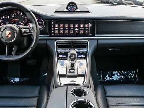 Used 2023 Porsche Panamera Platinum Edition image 17