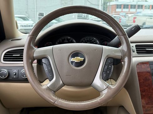 Used 2011 Chevrolet Tahoe LT AWD/4WD image 17