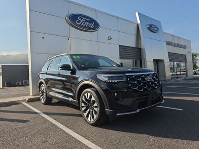 Used 2025 Ford Explorer Platinum w/ LUX Leather Package