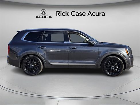Used 2020 Kia Telluride SX w/ SX Prestige Package image 4