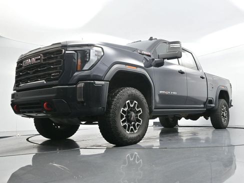 Used 2024 GMC Sierra 2500 AT4X AWD/4WD image 50