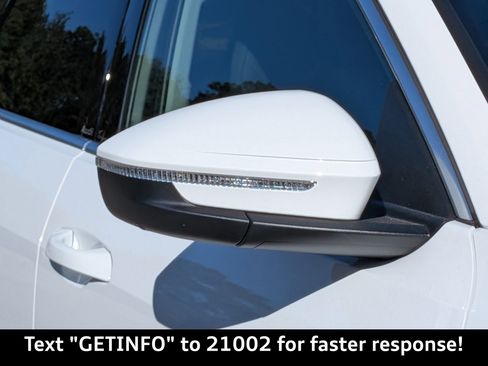 New 2025 Audi Q5 Premium Plus image 12