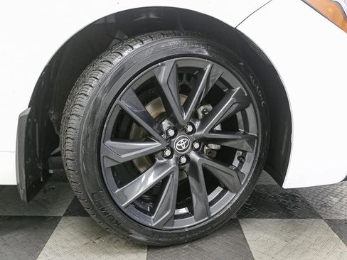 Used 2023 Toyota Corolla SE w/ Carpet Mat Package (TMS) FWD image 14