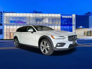 New 2026 Volvo V60 B5 Cross Country Plus w/ Protection Package Premier video 1