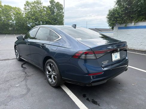 Used 2023 Honda Accord EX-L image 3