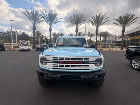 Used 2023 Ford Bronco Heritage Edition AWD/4WD image 3