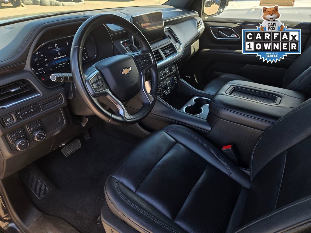 Used 2024 Chevrolet Suburban LT AWD/4WD image 9