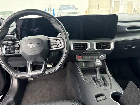 Used 2025 Ford Mustang GT Premium RWD image 12