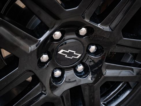 Used 2024 Chevrolet Silverado 1500 RST w/ Z71 Off-Road Package image 8