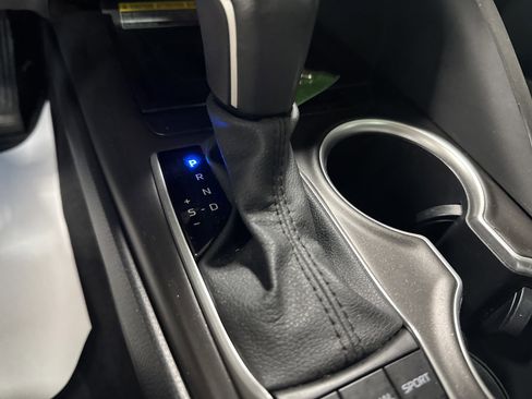 Used 2021 Toyota Camry XLE w/ Navigation Upgrade Package FWD image 21