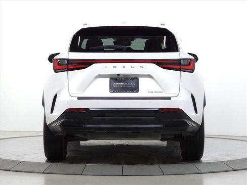 Certified 2022 Lexus NX 300h AWD image 7