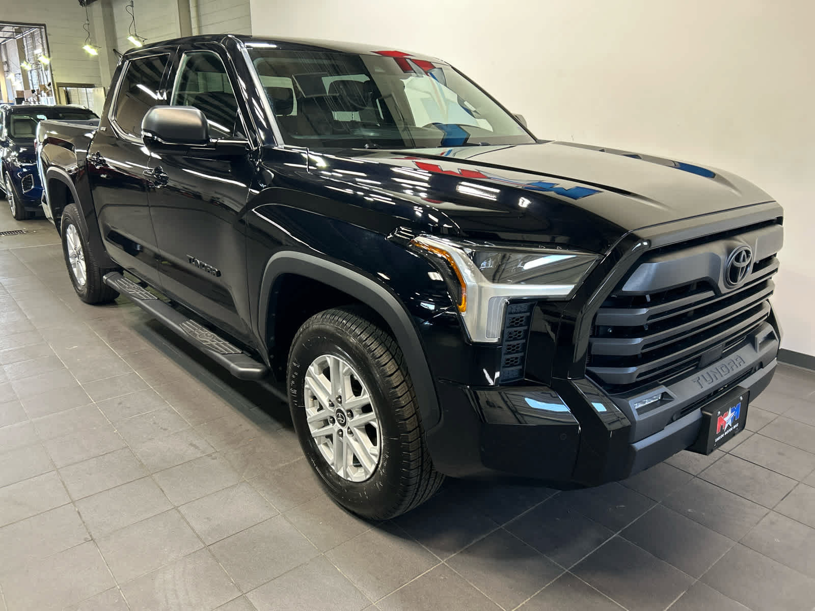 Used 2023 Toyota Tundra SR5 w/ SR5 Premium Package AWD/4WD image 2