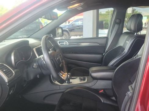 Used 2014 Jeep Grand Cherokee SRT AWD/4WD image 9