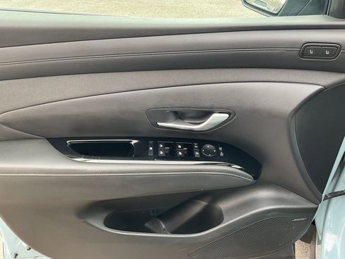 Used 2025 Hyundai Santa Cruz Limited image 11