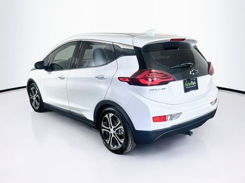 Used 2019 Chevrolet Bolt Premier w/ Infotainment Package FWD image 5