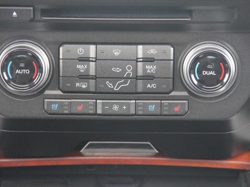 Used 2017 Ford F350 King Ranch w/ King Ranch Ultimate Package image 18