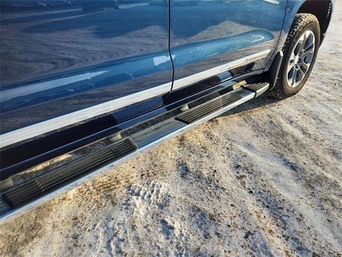 Certified 2022 Chevrolet Silverado 1500 High Country w/ Z71 Off-Road Package image 34