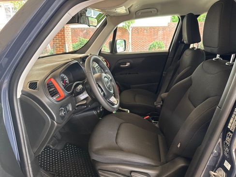 Used 2019 Jeep Renegade Sport AWD/4WD image 15