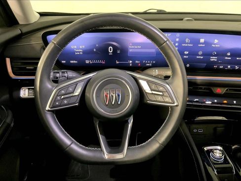 Used 2025 Buick Envision Sport Touring AWD/4WD image 5