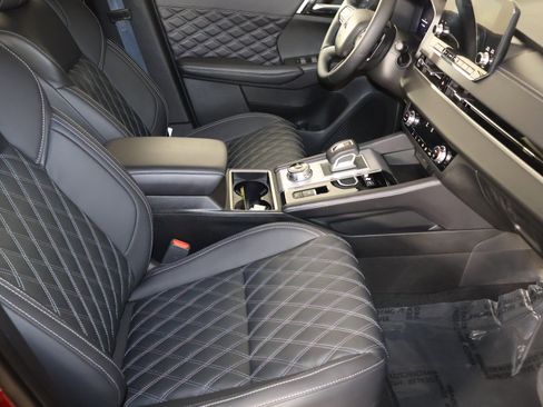 Used 2024 Mitsubishi Outlander SEL image 42