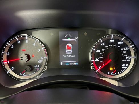 Certified 2022 Toyota Highlander LE image 17