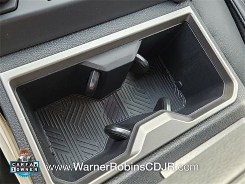 Used 2025 Toyota Tacoma TRD Sport image 25