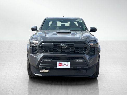 New 2026 Toyota Tacoma TRD Sport w/ TRD Sport Upgrade Package AWD/4WD image 2