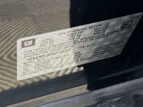 Used 2017 GMC Acadia Denali w/ Technology Package FWD image 37