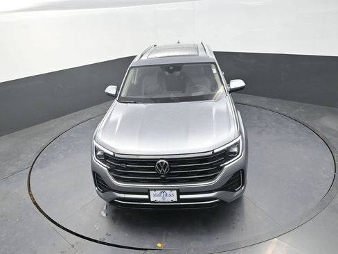 New 2026 Volkswagen Atlas SEL Premium R-Line AWD/4WD image 14