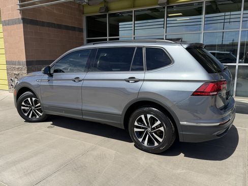 Used 2022 Volkswagen Tiguan S FWD image 5