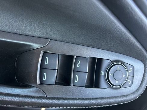 Used 2024 Buick Encore GX Preferred FWD image 23