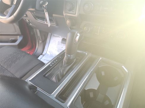 Used 2019 Ford F150 XLT w/ Equipment Group 302A Luxury image 33