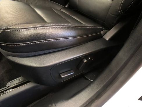 Certified 2020 Ford Escape Titanium image 11