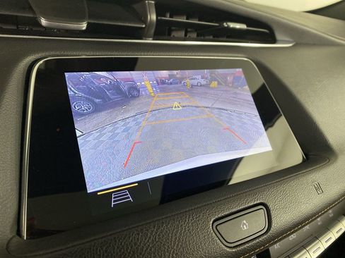 Used 2019 Cadillac XT4 Premium Luxury image 18