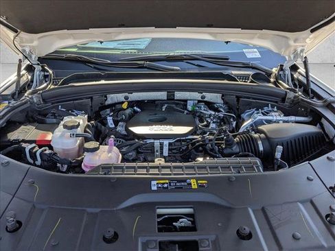 New 2026 Jeep Grand Cherokee Altitude image 17