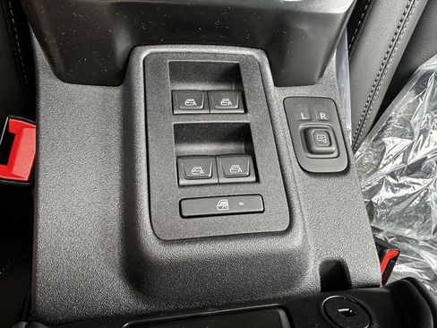 New 2025 Ford Bronco Badlands image 27