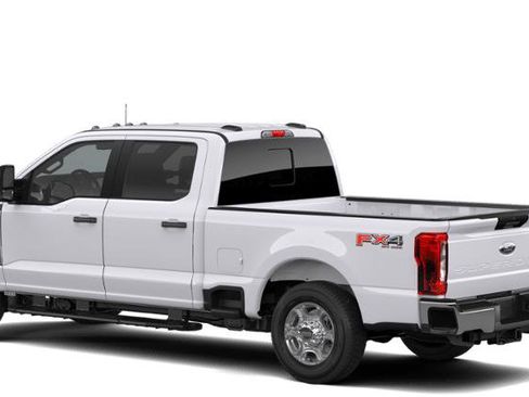New 2026 Ford F250 XLT w/ FX4 Off-Road Package AWD/4WD image 24