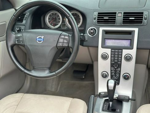 Used 2013 Volvo C70 T5 FWD image 23