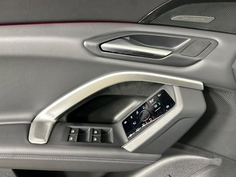 New 2025 Audi Q5 Premium Plus image 10