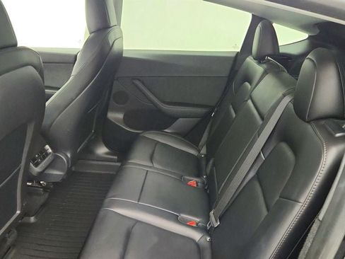 Used 2023 Tesla Model Y Long Range AWD/4WD image 25