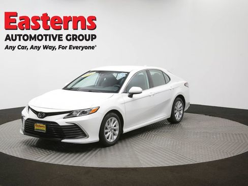 Used 2023 Toyota Camry LE AWD/4WD image 55