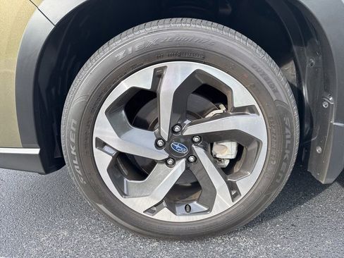 Certified 2023 Subaru Forester Touring AWD/4WD image 9