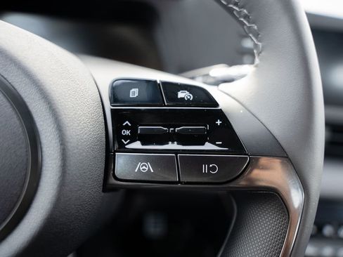 New 2025 Hyundai Elantra Sport image 22