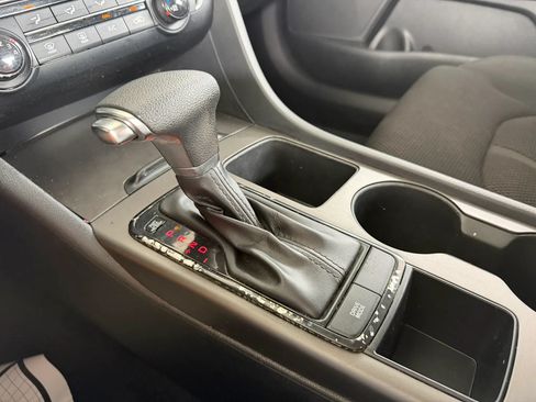 Used 2020 Kia Optima LX FWD image 13