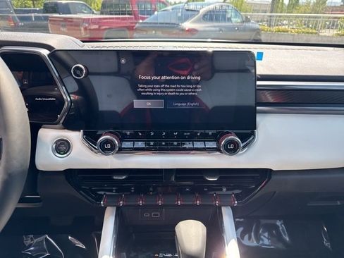 New 2025 GMC Canyon AT4 w/ AT4X AEV Edition image 21