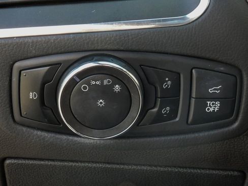 Used 2020 Ford Edge Titanium w/ Equipment Group 301A image 24